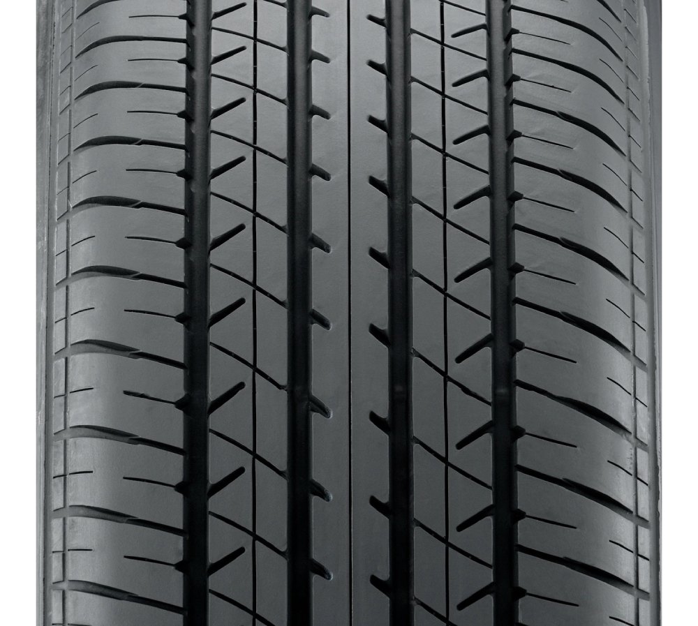 Bridgestone Turanza ER33 Tire - 215/55R16