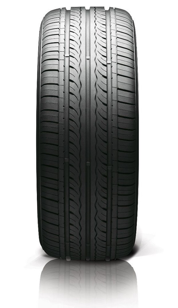 Kumho Solus KH17 Tire - 185/60R14